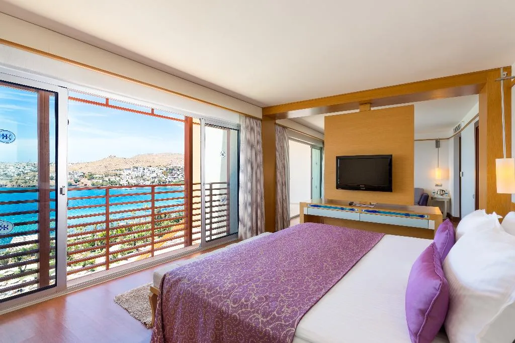 JUNIOR SUITE SEA VIEW Room, Kefaluka Resort, Bodrum