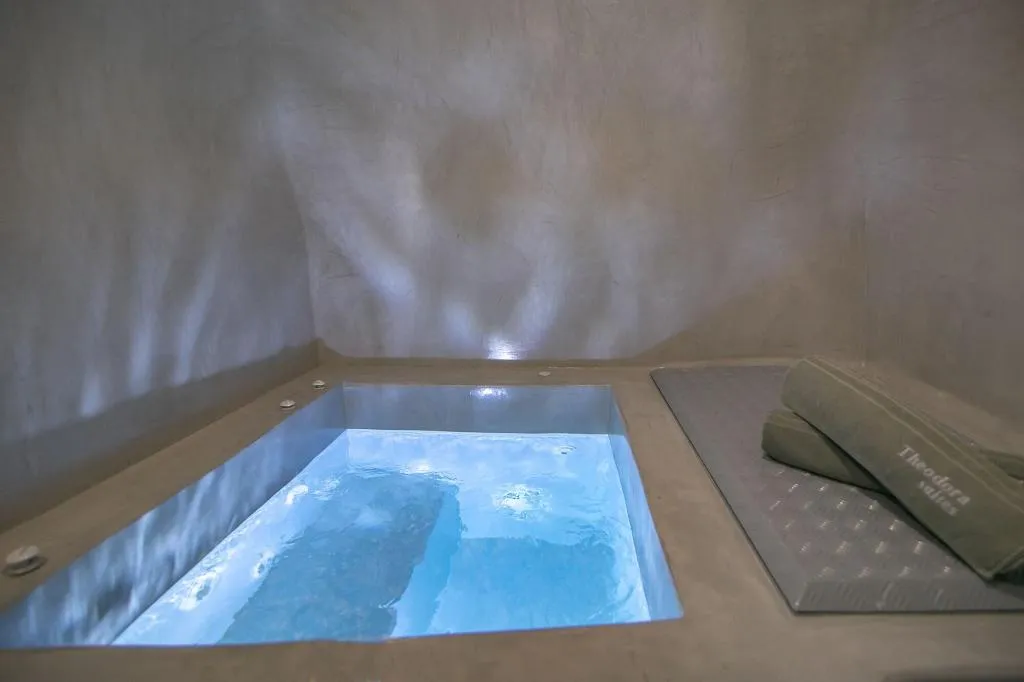 Room, Theodora Suites - Adults Only, Santorini