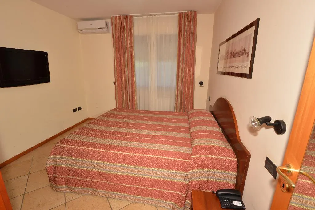 APARTMENT BAY VIEW Room, Miramare Residence, Naples