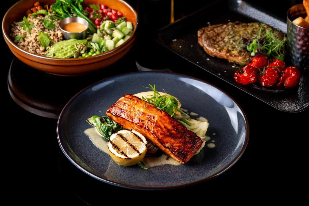 Restaurant, Radisson Blu Hotel, Dubai Media City, Dubai