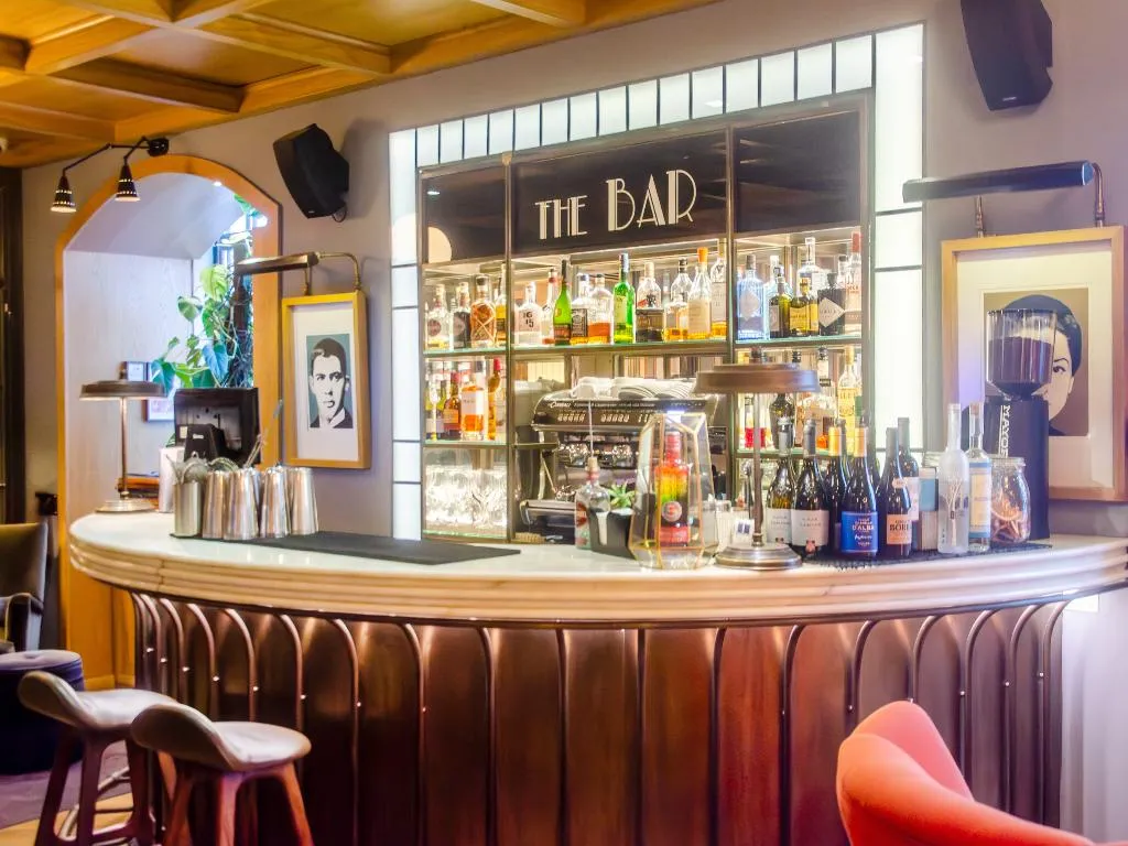 Bar, Browns Central Hotel, Lisbon