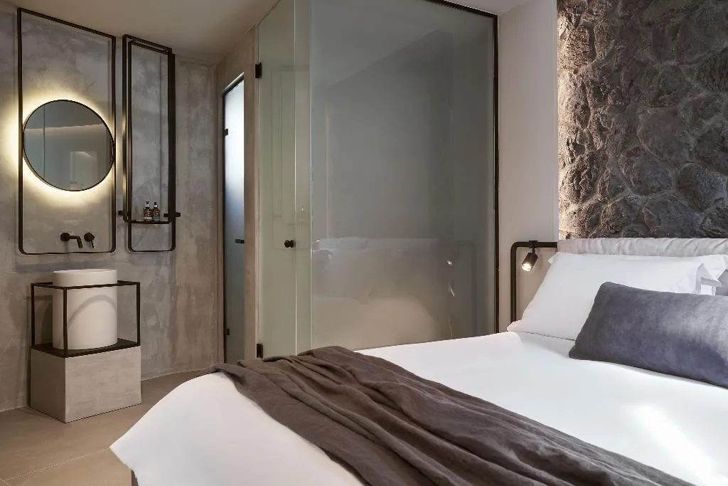 SUITE PREMIER Room, Apikia Santorini, Santorini