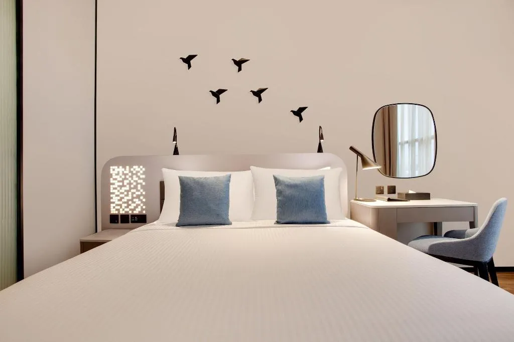 Room, Lemon Tree Hotel Jumeirah, Dubai, Dubai