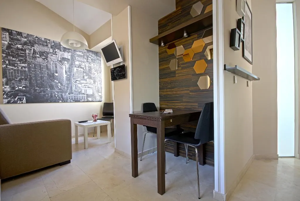 APARTMENT CAPACITY 3 Room, Suites You Mercury, Madrid