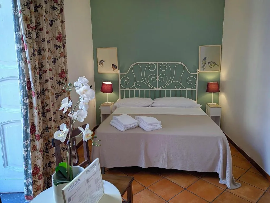 Room, La Locanda Dell Arte, Naples