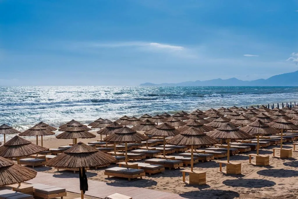 Beach, Cumeja Beach Club & Hotel, Naples