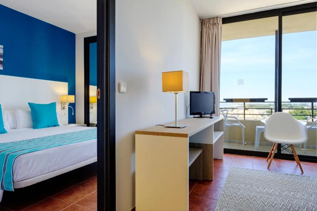 JUNIOR SUITE CAPACITY 4 Room, Estival Islantilla, Costa De La Luz
