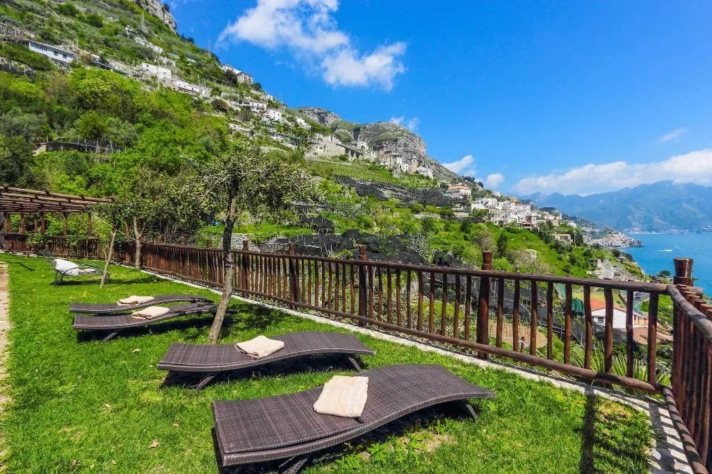 Terrace, Villa Alba d'Oro - Historic Luxury Villa, Naples