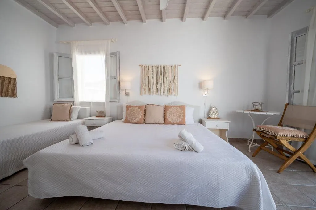 TRIPLE DELUXE WITH BALCONY Room, Mykonos Twins, Mykonos