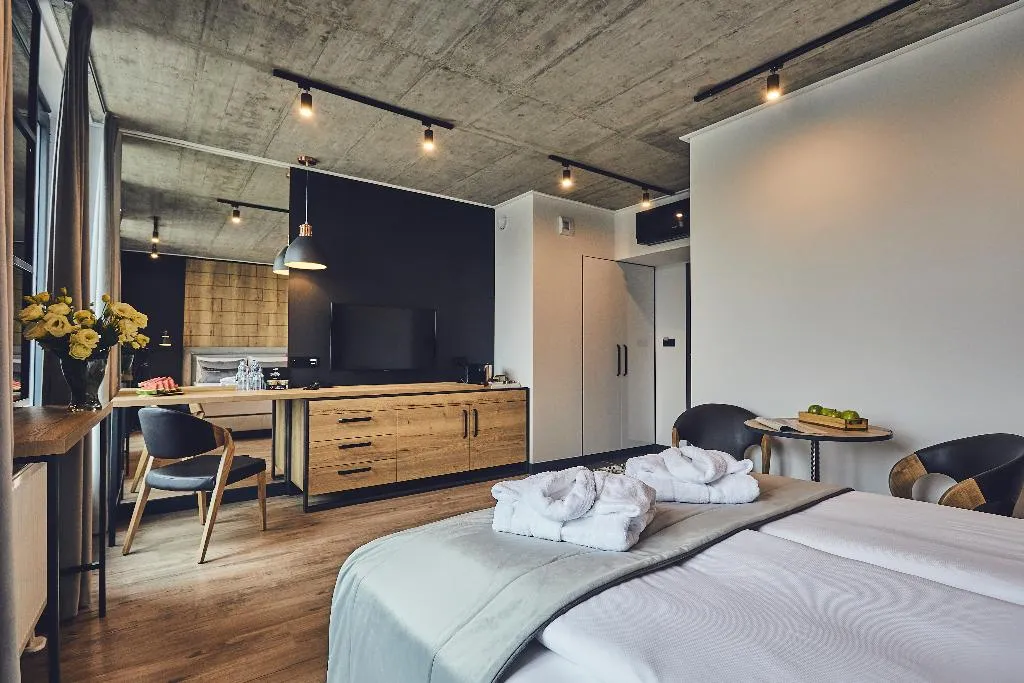 DOUBLE STANDARD Room, The Bridge Suites, Krakow