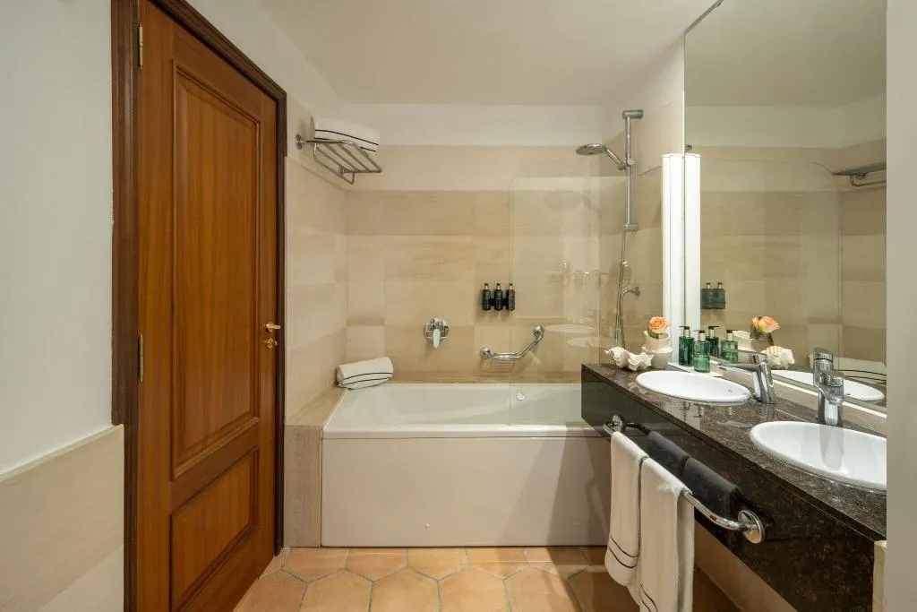 Room, Melia Cala d'Or Boutique Hotel, Majorca