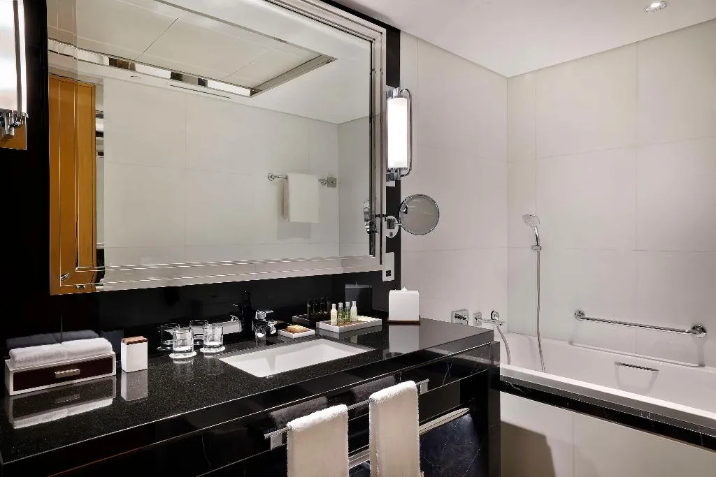 Room, Hilton Dubai Palm Jumeirah, Dubai