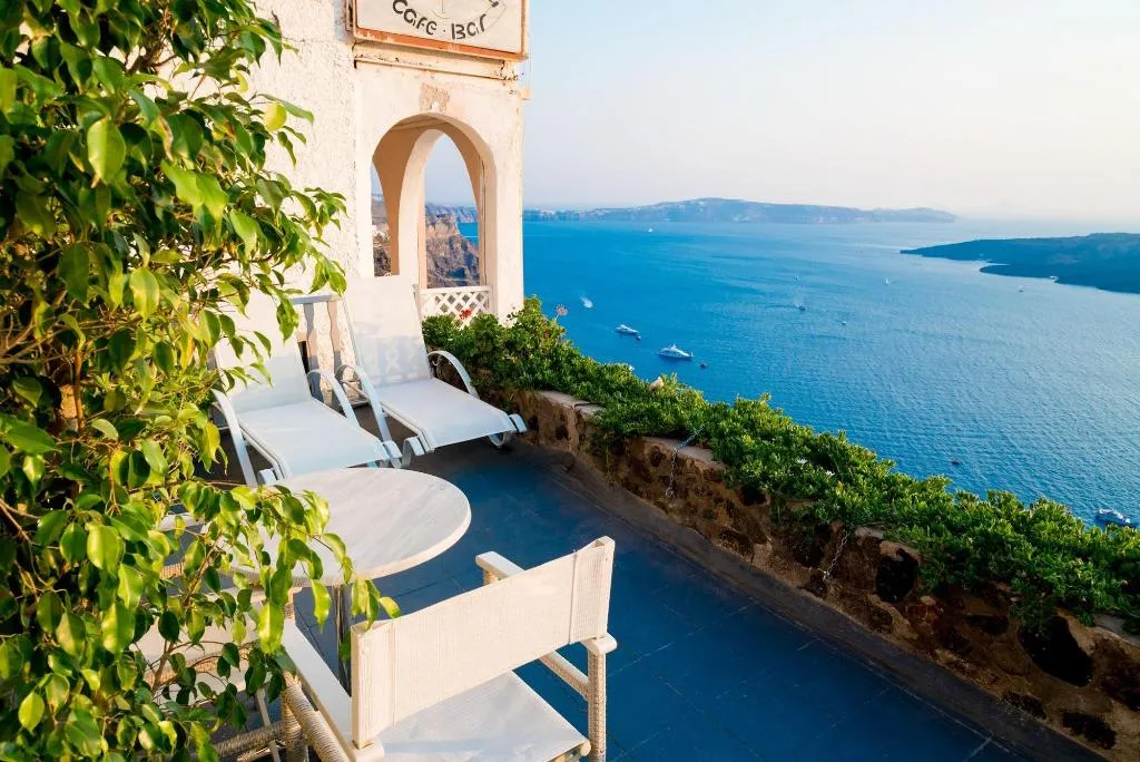 Room, Kratiras View Luxury Suites, Santorini