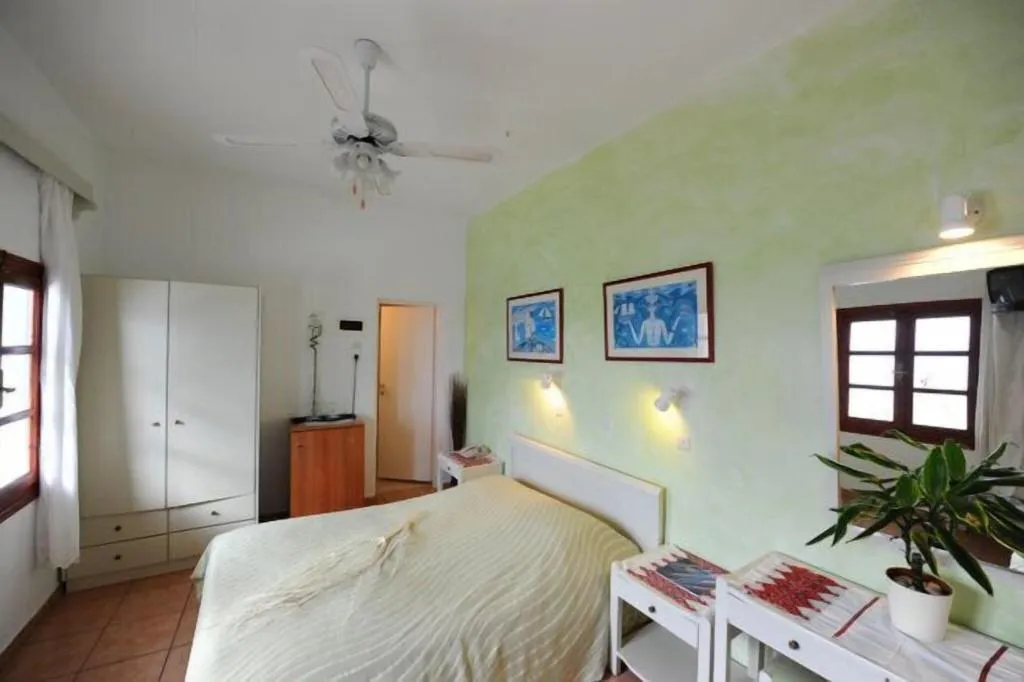 DOUBLE EXECUTIVE Room, Kavalari Hotel, Santorini