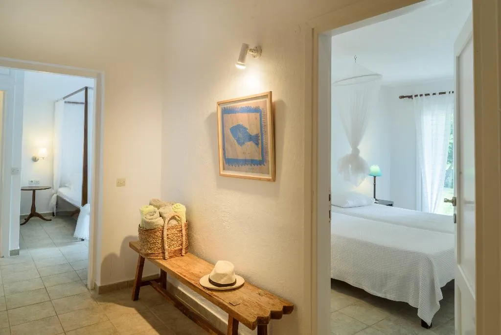 VILLA GRAND Room, Skiathos Holidays Hotel, Skiathos