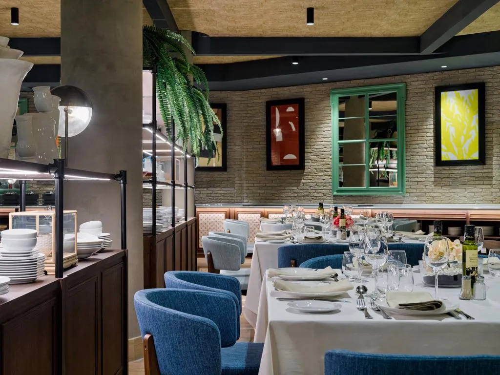 Restaurant, H10 Marina Barcelona, Barcelona