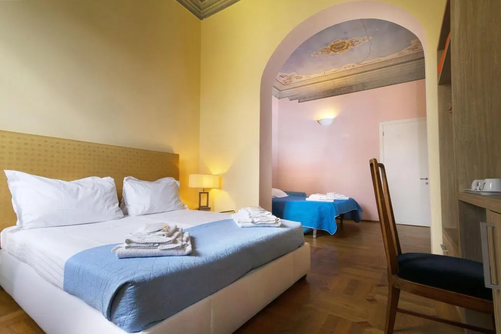 DOUBLE LUXURY Room, Hotel La Scala, Florence