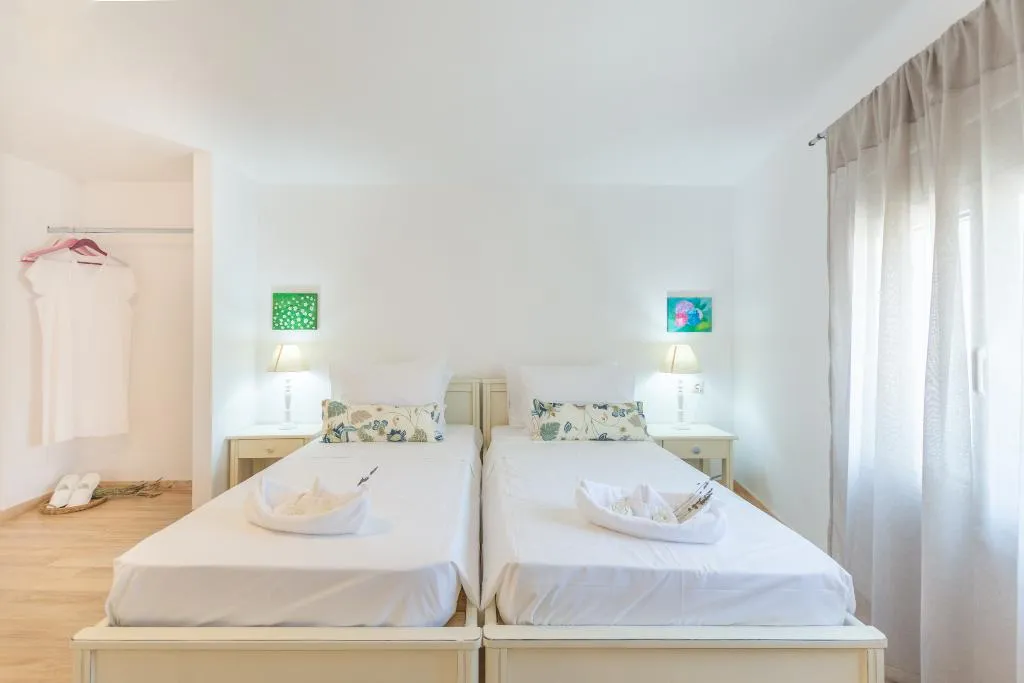 QUADRUPLE DUPLEX Room, Happiness Apartments, Crete