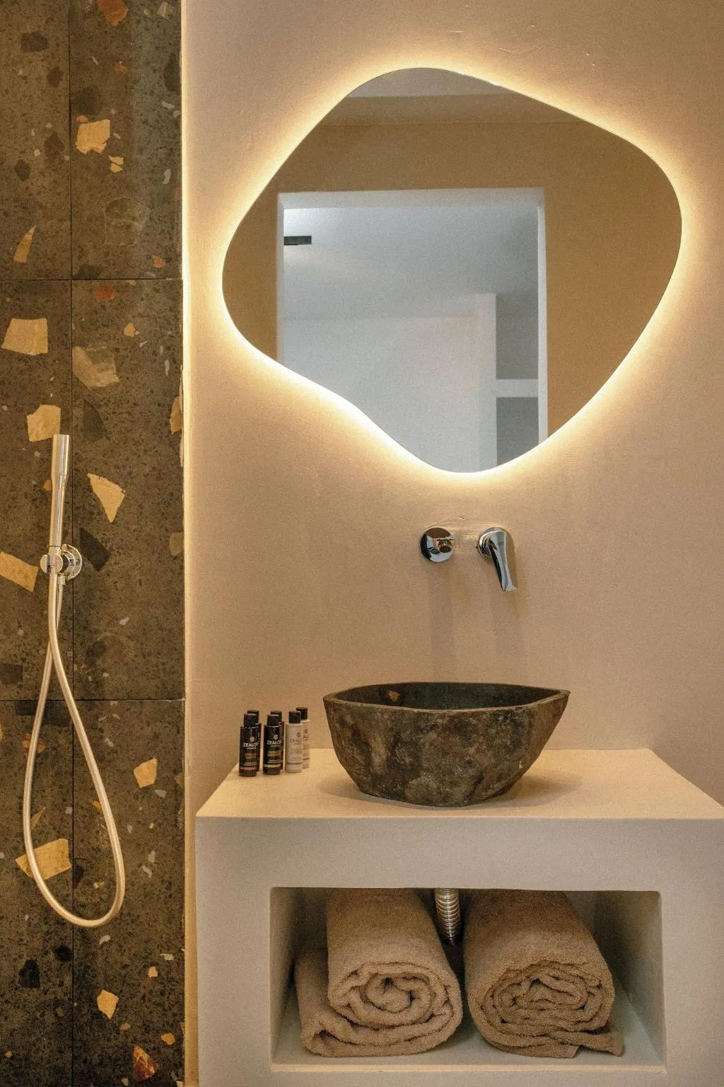Room, Gazelle Living, Santorini