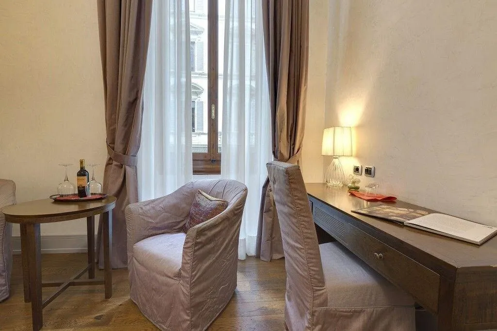 Room, Il Salotto Di Firenze, Florence