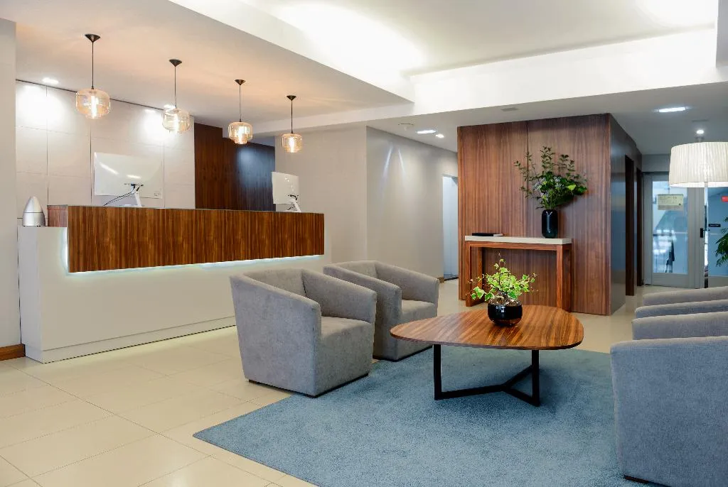 Lobby, Navarras, Porto