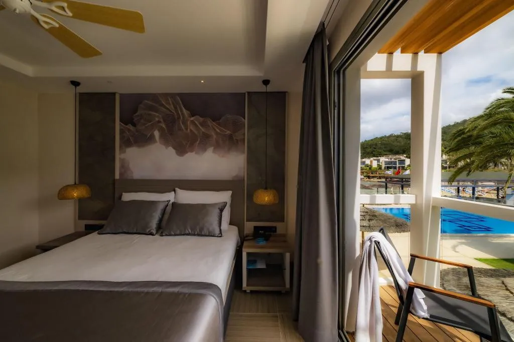 Room, Samara, Bodrum