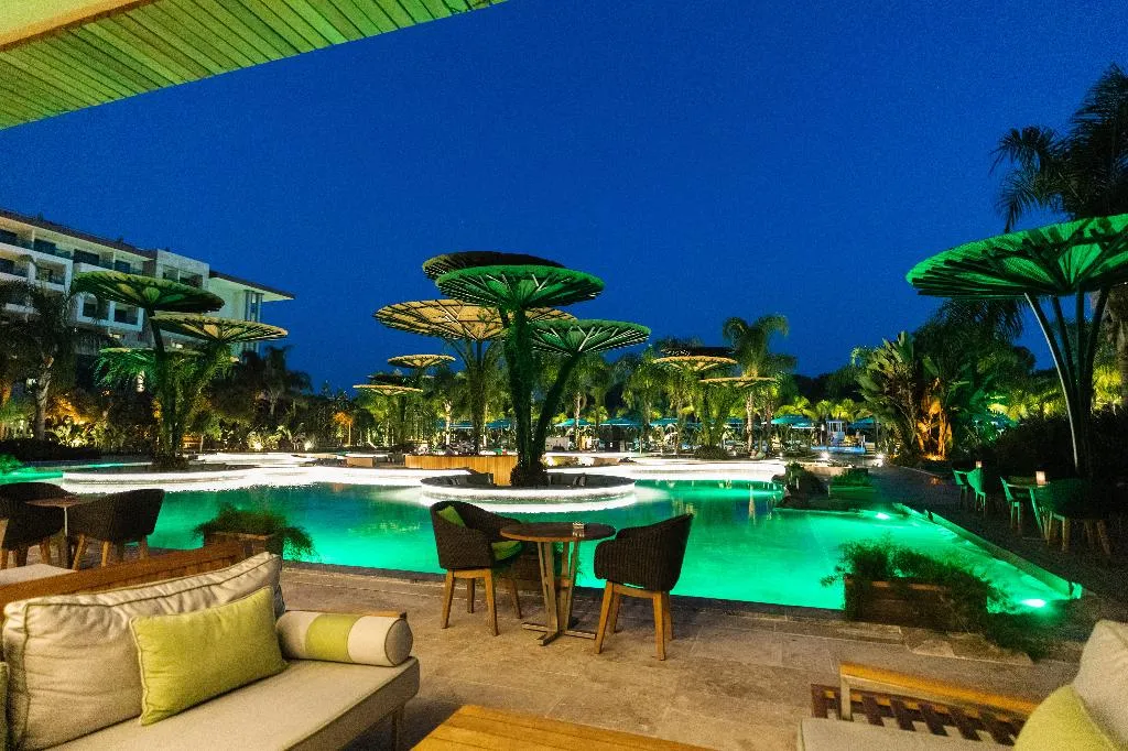 Bar, Regnum Carya, Antalya