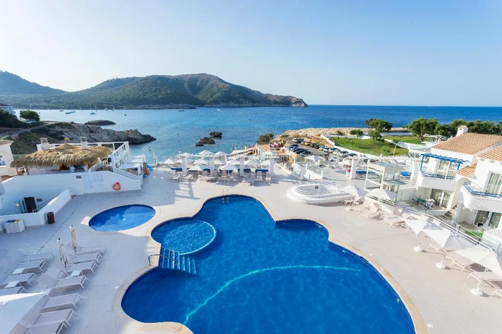 Pool, Parque Nereida Suites Hotel, Majorca