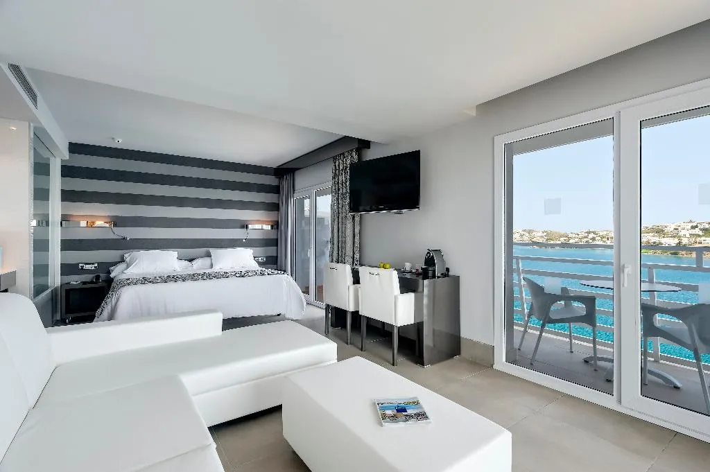 JUNIOR SUITE SEA VIEW Room, Barceló Hamilton Menorca -Adults Only, Menorca