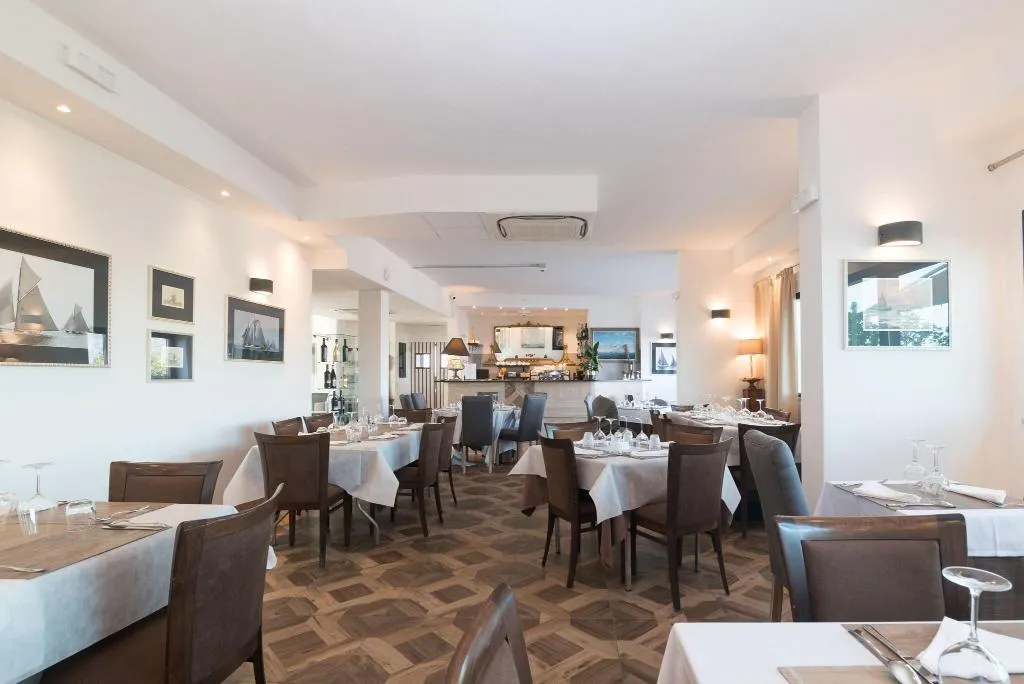 Restaurant, Martini, Olbia