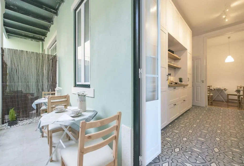 Terrace, Lisbon Inn Lapa, Lisbon