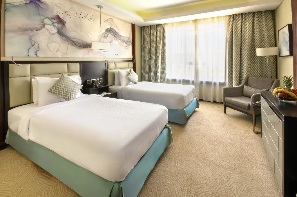 TWIN DELUXE CITY VIEW Room, Triumph Luxury Hotel, Cairo