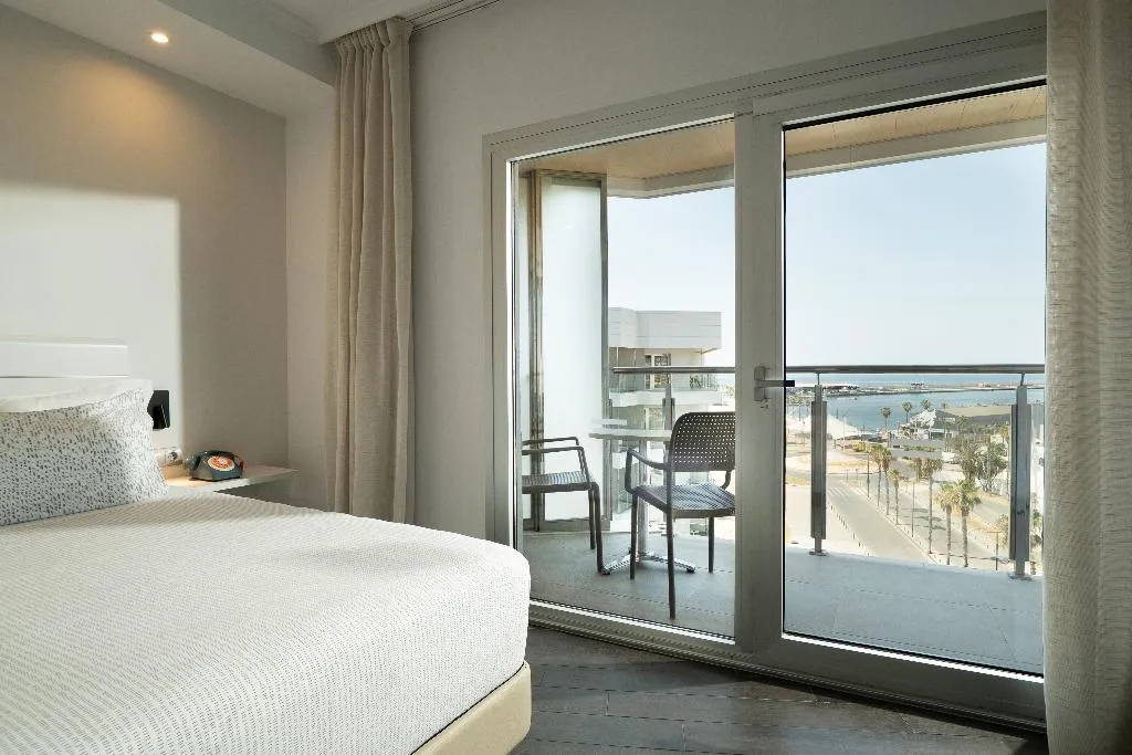 TOWNHOME WITH VIEWS Room, Innside Alicante Porta Maris, Costa Blanca