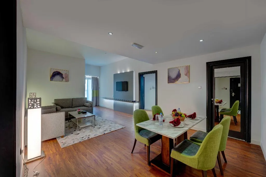 Room, Howard Johnson Plaza by Wyndham Dubai Deira, Dubai