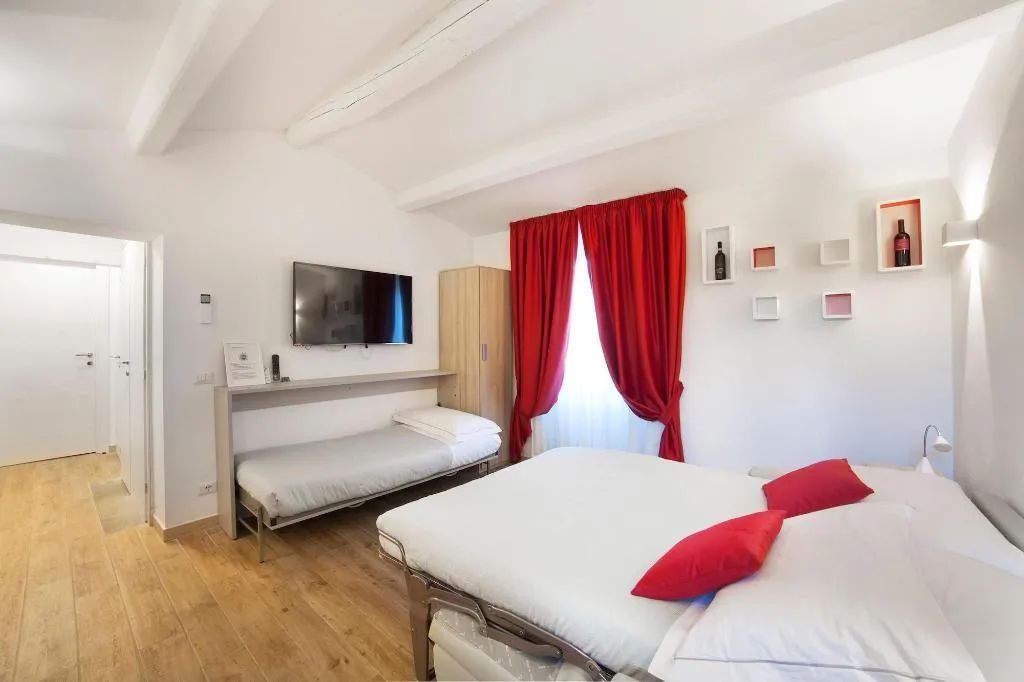 Room, Apollo Guest House, Florence