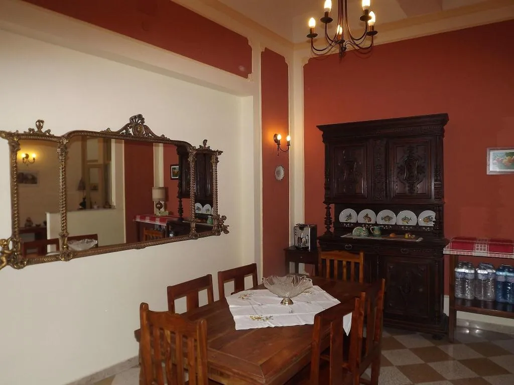 Lobby, I Cavalieri Di Malta, Palermo