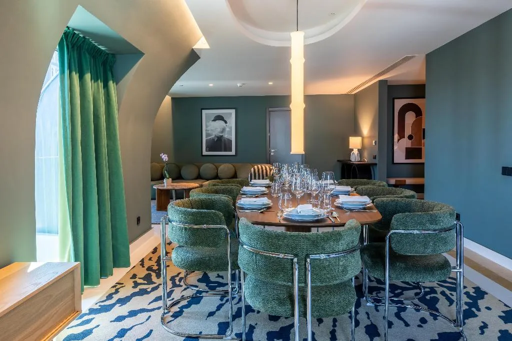 SUITE KING BED TWO BEDROOMS Room, Cenica Porto Hotel, Curio Collection By Hilton, Porto