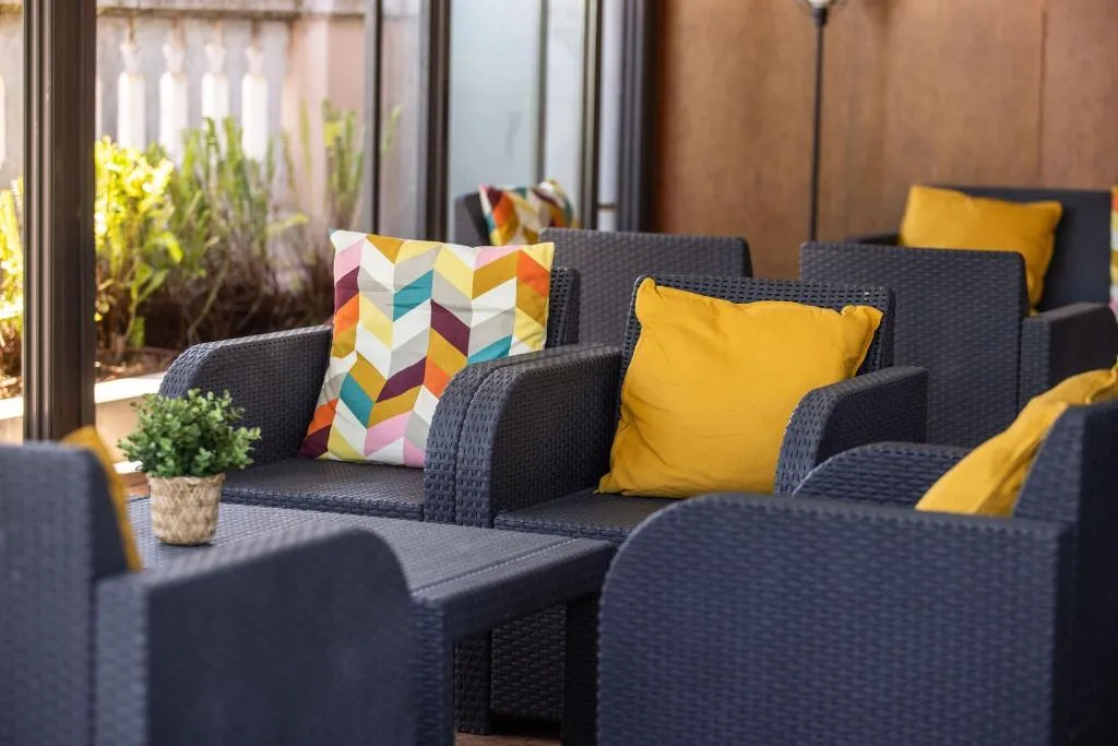 Terrace, Hotel Balneari Vila de Caldes, Barcelona