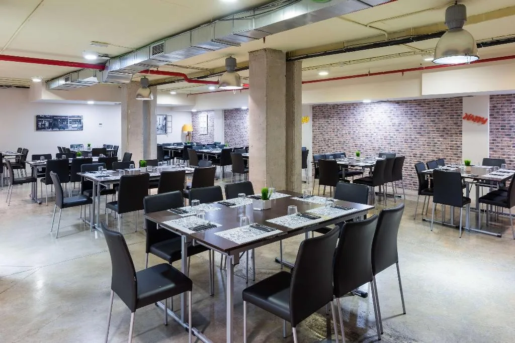 Conferences, Madrid Airport Suites Affiliated By Melia, Madrid