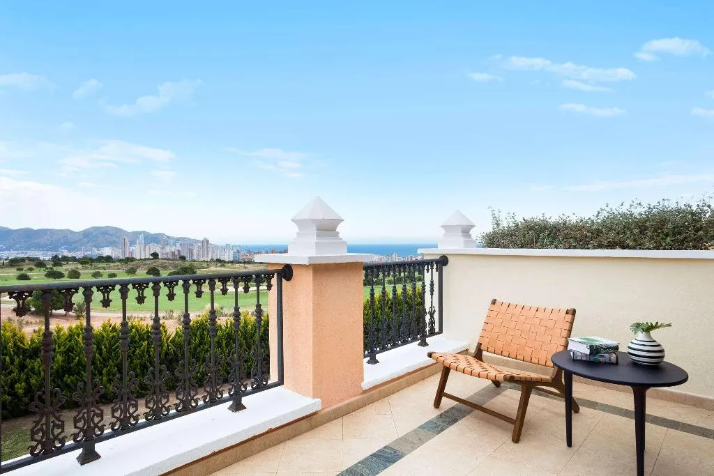 JUNIOR SUITE STANDARD Room, Melia Villaitana, Costa Blanca