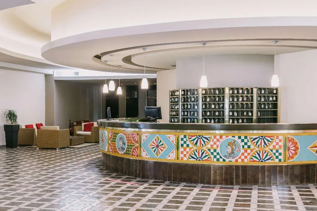Lobby, MClub Cala Regina, Catania