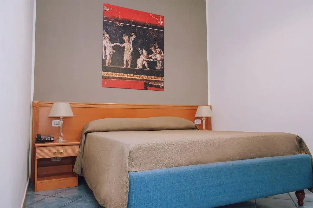 Room, Hotel Piccolo Sogno, Naples
