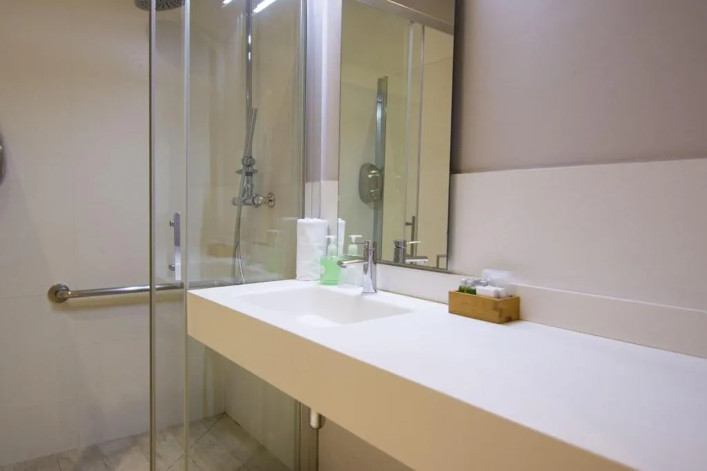 Room, Forgetmenot, Barcelona