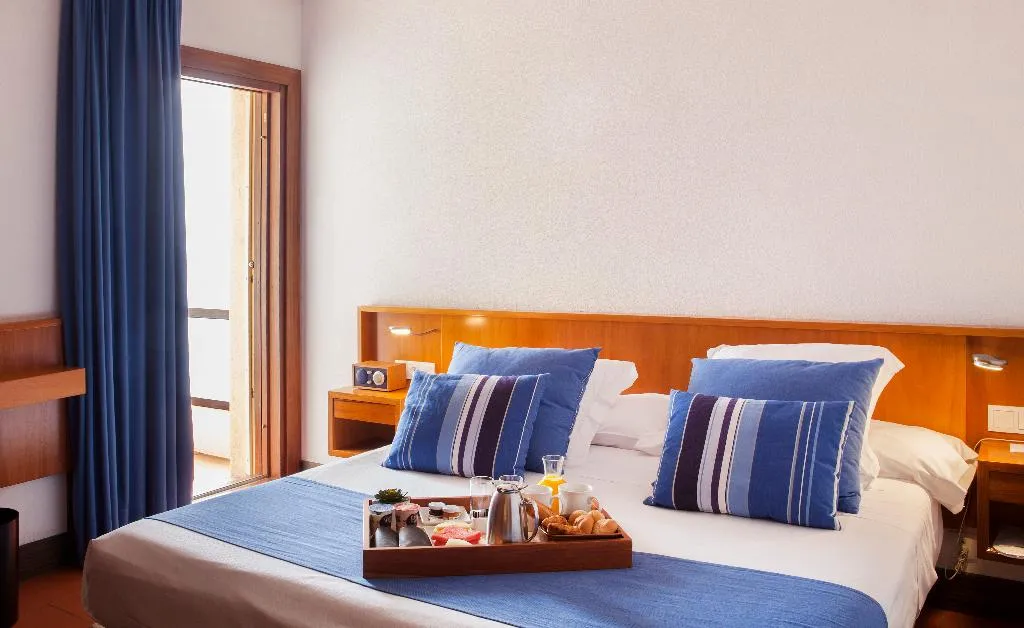JUNIOR SUITE STANDARD Room, Almadraba Park, Costa Brava