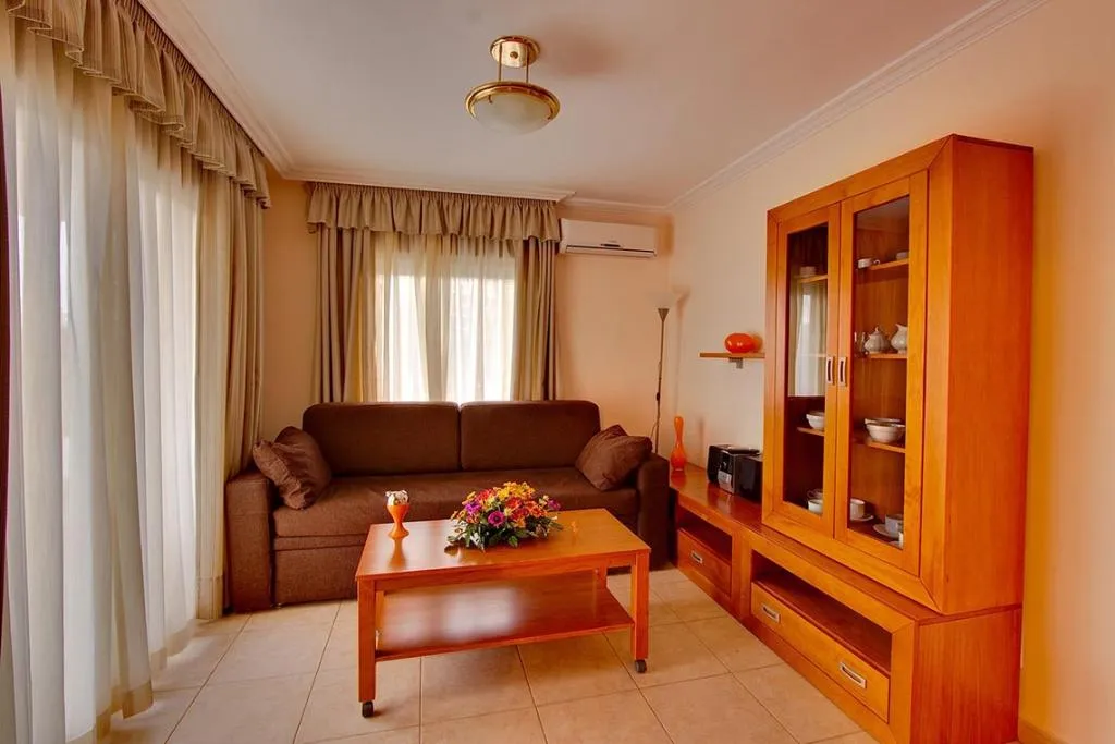APARTMENT TWO BEDROOMS Room, Ona Jardines Paraisol, Costa Dorada