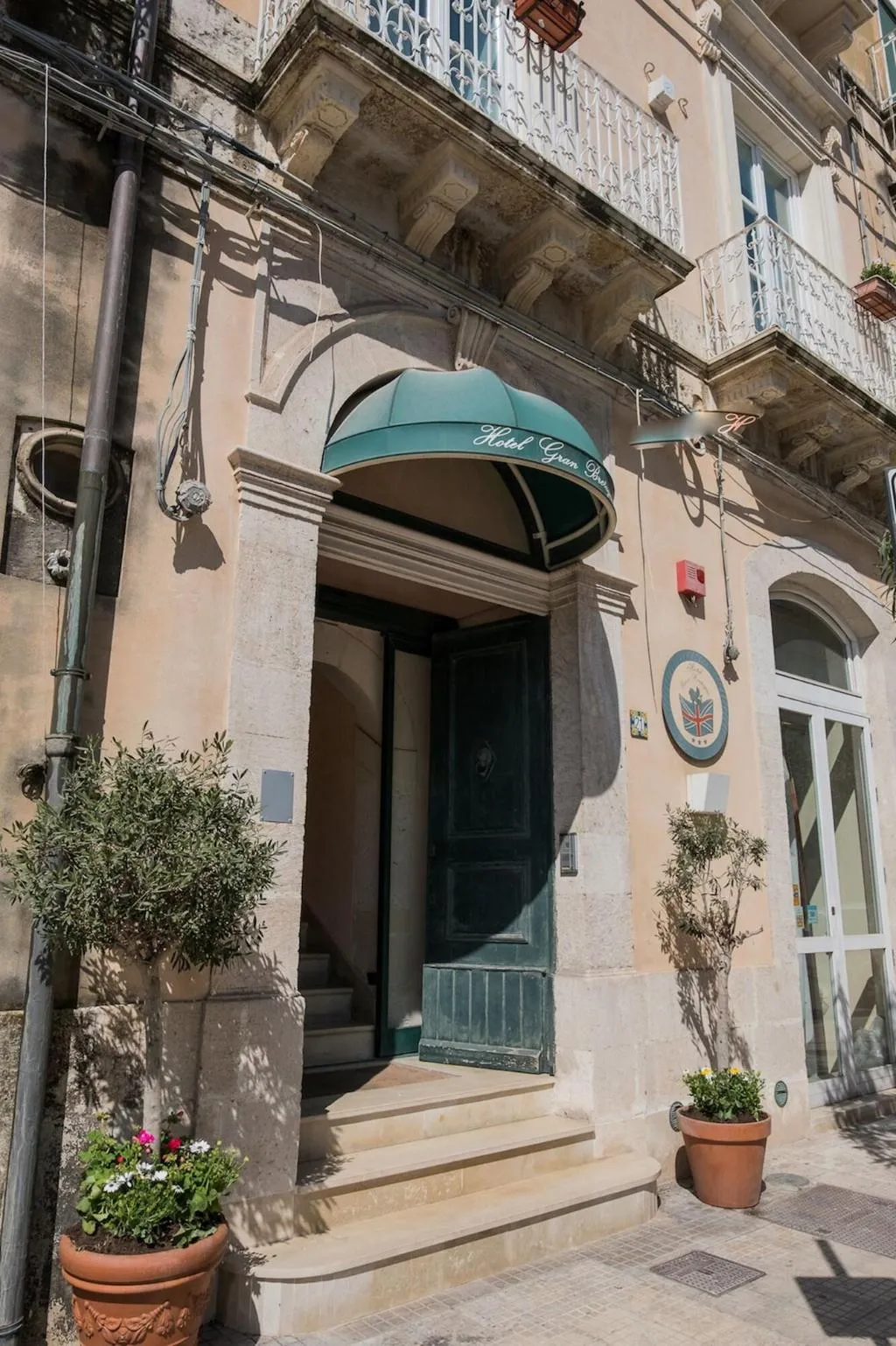 General view, Hotel Gran Bretagna, Catania