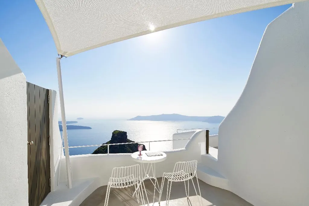 SUITE DELUXE Room, Heavens Edge by Mr and Mrs White, Santorini