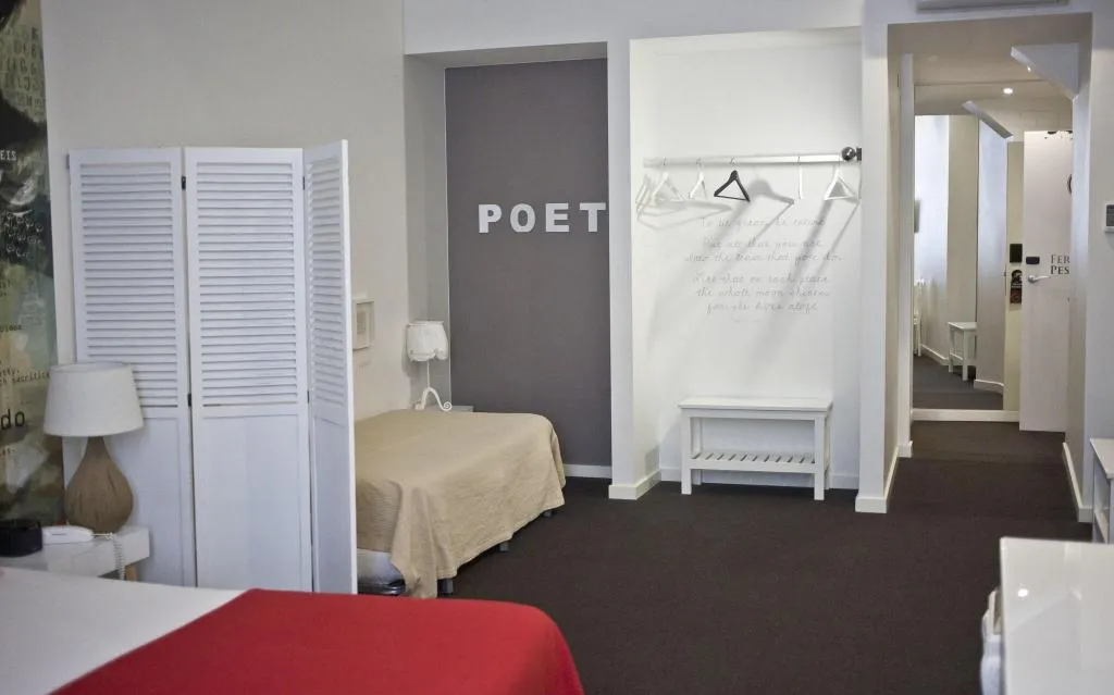 Room, The Art Inn Lisbon, Lisbon