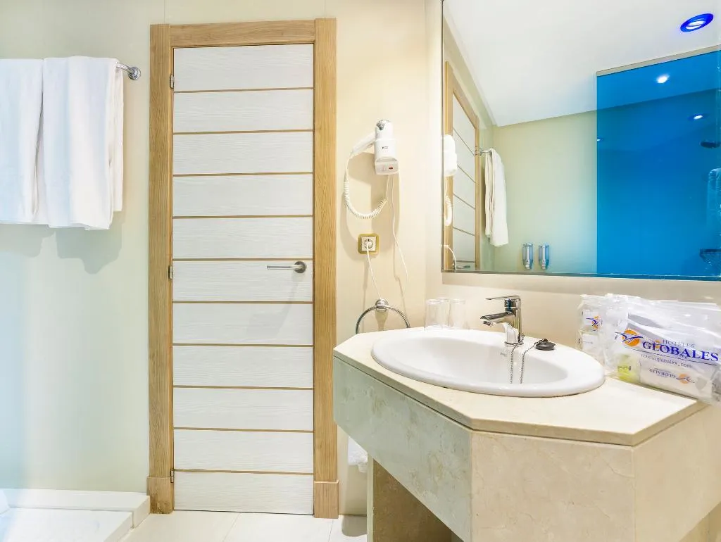 Double or Twin STANDARD Room, Globales America, Majorca