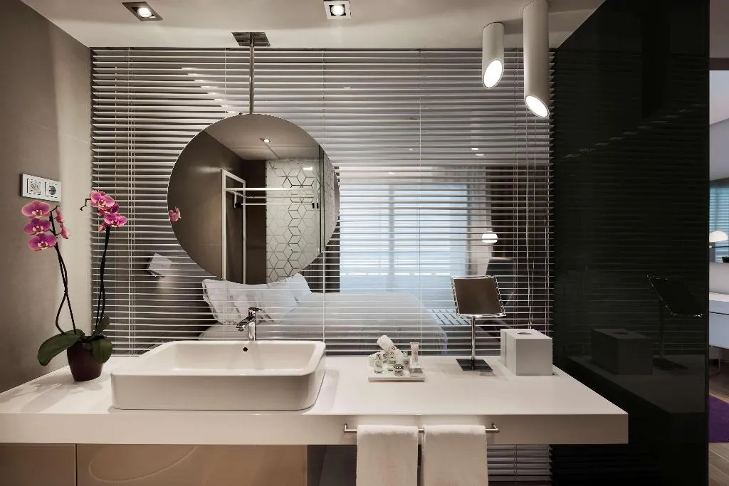 DOUBLE PREMIUM Room, NH Collection Madrid Eurobuilding, Madrid